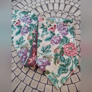 Woven Tapestry Floral Table Runner 13”x70” Purple Grapes